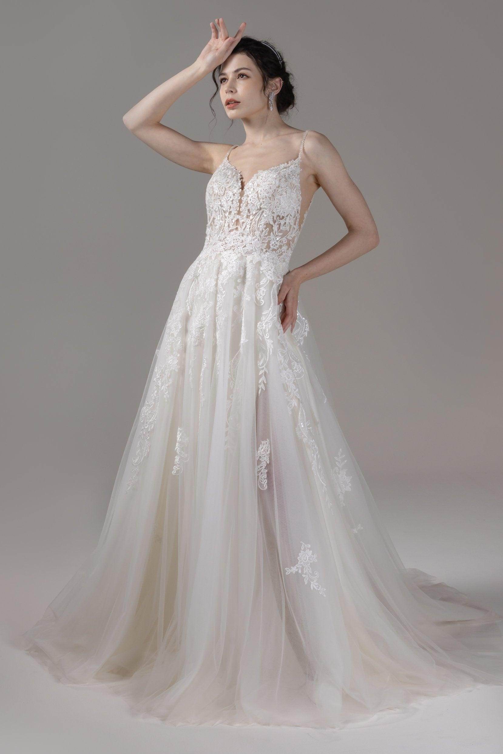 A-Line Court Train Lace Tulle Wedding Dress CW2798 - COCOMELODY